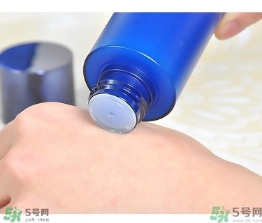 ahc水乳好用嗎？ahc水乳怎么樣？