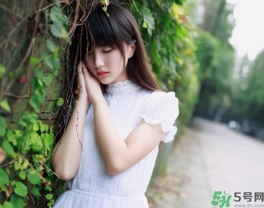 外陰瘙癢有灼熱感是怎么回事？外陰瘙癢有灼熱感怎么辦？