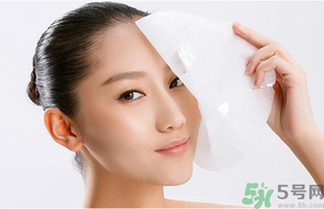 敷面膜臉上刺痛是怎么回事？如何正確敷面膜