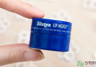Blistex碧唇小藍罐好用嗎？怎么用？