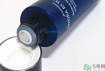 ahc水乳孕婦可以用嗎？ahc b5玻尿酸水乳適合孕婦嗎？