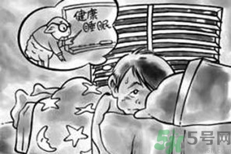 睡覺磨牙缺什么？睡覺磨牙暗示什么？