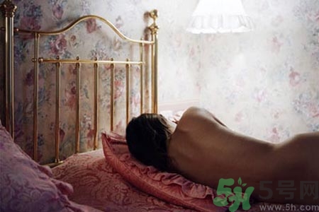 哪些女性不宜裸睡？女人裸睡的七大好處