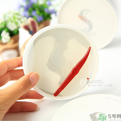 spa蛇毒眼膜使用方法 蛇毒眼膜敷完要洗掉嗎？