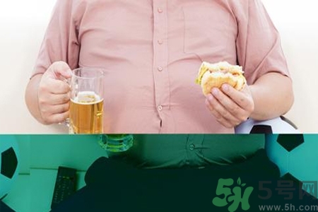 晚上不吃飯真的能減肥嗎？不吃晚飯的危害有哪些？