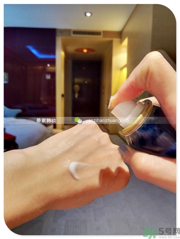 ahc玻尿酸噴霧怎么用？ahc b5玻尿酸噴霧使用方法