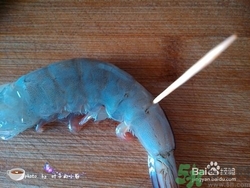 活蝦怎么處理干凈蝦線？活蝦怎么去蝦線？