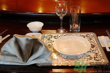 開水燙餐具能消毒嗎？高溫能消毒餐具嗎？