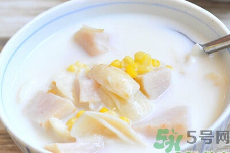 吃芋頭可以喝牛奶嗎？吃芋頭喝牛?奶有什么好處？