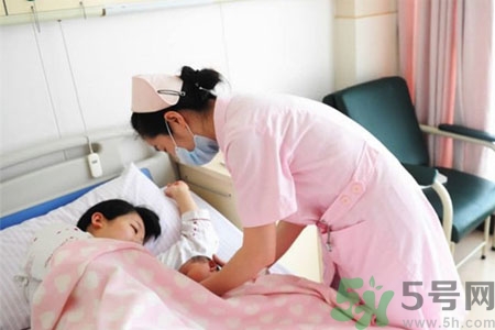 什么是月子?。吭伦硬∮心男?？