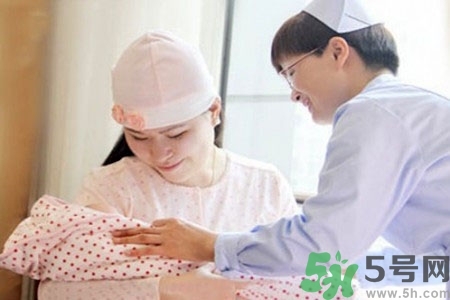 秋天怎么坐月子？秋天坐月子需要注意什么？