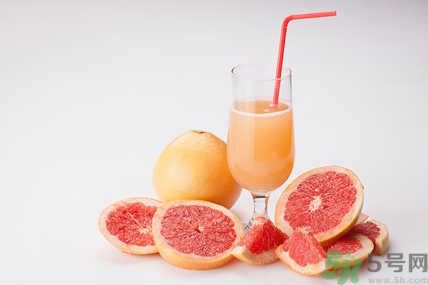 柚子能榨汁嗎？柚子和什么榨汁好喝？