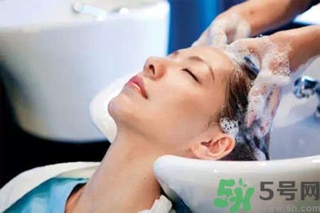 孕婦秋季洗頭多久一次？孕期洗頭一周幾次最好？