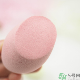 葫蘆海綿粉撲怎么用？葫蘆粉撲使用方法