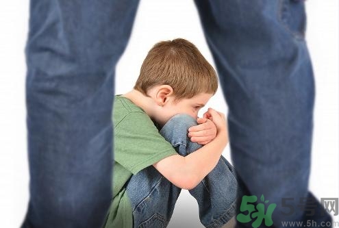 打罵孩子是犯罪行為嗎？打罵孩子對(duì)孩子的影響