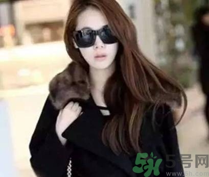 皮膚不白的人染什么顏色的頭發(fā)？頭發(fā)顏色怎么選擇？