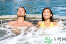 早上泡溫泉好嗎？一天什么時(shí)間泡溫泉最好？