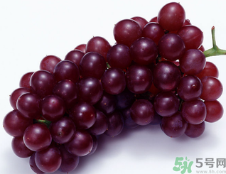 鮮棗和葡萄能一起吃嗎？鮮棗和葡萄一起吃會(huì)怎么樣？