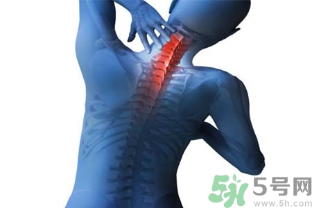 右側脖子疼是怎么回事？脖子疼怎么緩解？