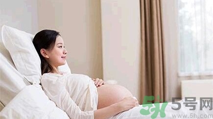 臨產(chǎn)有什么預(yù)兆？臨產(chǎn)怎么樣緩解疼痛？