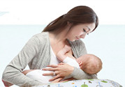 母乳喂養(yǎng)多久喂一次？母乳喂養(yǎng)注意事項