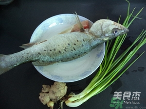 鱸魚蒸多長時間？鱸魚怎么蒸？