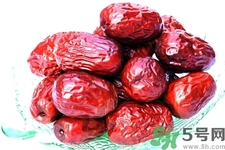 冬棗和紅棗的營(yíng)養(yǎng)價(jià)值哪個(gè)高？冬棗和紅棗哪個(gè)熱量高？