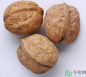 干核桃可以保存多久？干核桃能放多久？