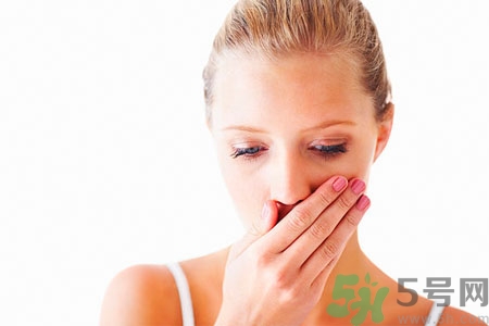 嘴里長(zhǎng)泡怎么回事？嘴里面長(zhǎng)泡怎么辦？