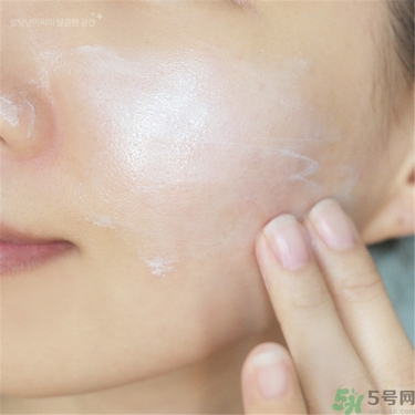 芭妮蘭夢(mèng)幻婚禮素顏霜怎么用？芭妮蘭素顏霜使用方法