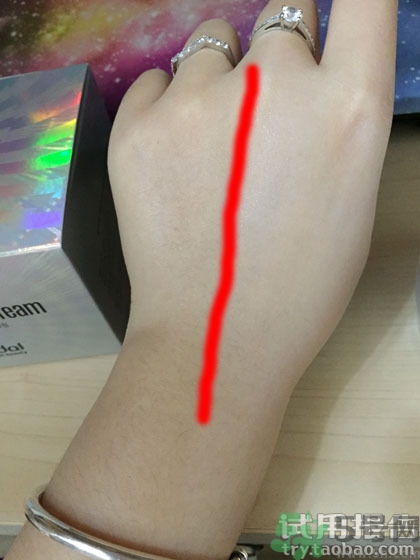 素顏霜和氣墊哪個好？素顏霜和氣墊bb哪個好？