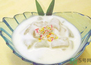 柿子和酸奶能一起吃嗎？柿子和酸奶能一起吃會中毒嗎？