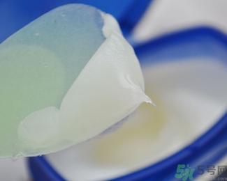 孕婦可以用凡士林嗎？孕婦可以用凡士林潤膚露嗎？