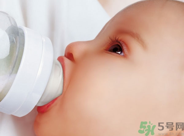 御寶羊奶粉怎么樣?。坑鶎氀蚰谭勰膫€系列好？