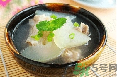 入秋喝什么湯最好？秋季養(yǎng)生湯有哪些？