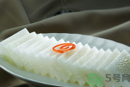 秋天吃白蘿卜好嗎？吃白蘿卜有什么好處和壞處？