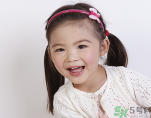 小孩能吃柿子嗎？小孩吃柿子好不好？