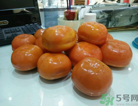 硬柿子和軟柿子的區(qū)別？硬柿子怎么變軟？