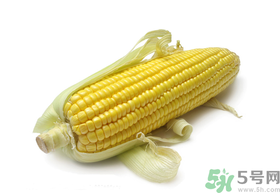 玉米沒煮熟能吃嗎？沒煮熟的玉米能吃嗎？