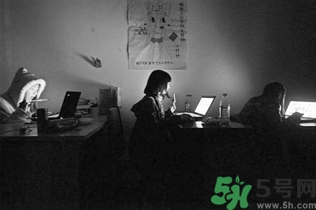 熬夜對青少年有什么影響？熬夜對青少年的危害是什么？