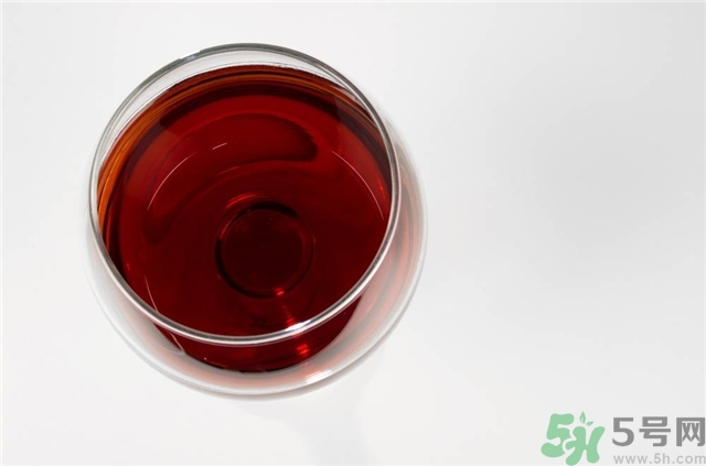 葡萄酒不能和什么一起吃？葡萄酒和什么食物相克？