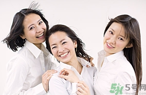 頭發(fā)枯黃稀少怎么辦？頭發(fā)又黃又少怎么辦？