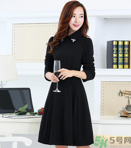 十月份可以穿裙子嗎？十月份穿什么衣服合適？
