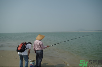 十月份可以釣魚嗎？十月份釣魚用什么餌料？