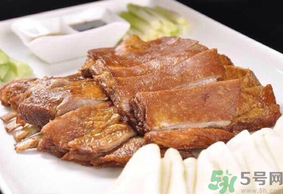 秋天可以吃羊肉嗎？秋天適合吃羊肉嗎？