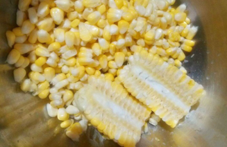 新鮮玉米怎么剝粒？怎么剝新鮮玉米？