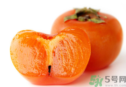 新鮮柿子皮可以吃嗎？吃了柿子皮怎么辦？