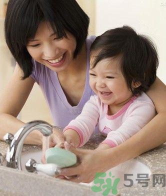 秋季幼兒如何預(yù)防感冒？秋季幼兒感冒怎么辦？