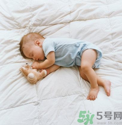 秋季幼兒如何預(yù)防感冒？秋季幼兒感冒怎么辦？