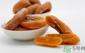 柿餅不能和什么一起吃？柿餅不能和什么同食？